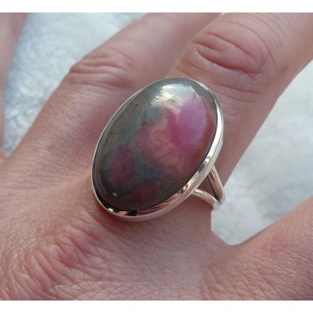Zilveren ring gezet met Helviet ring maat 19.5 mm