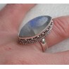 Zilveren ring gezet met marquise regenboog Maansteen 17.3 mm