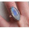 Zilveren ring gezet met marquise regenboog Maansteen 17.3 mm