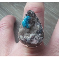 Zilveren ring gezet met druppelvorm Cavansiet maat 18.5 mm