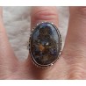 Zilveren ring met Boulder Opaal gezet in bewerkte setting 17.5 m