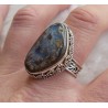 Zilveren ring met Boulder Opaal in bewerkte setting 19 mm