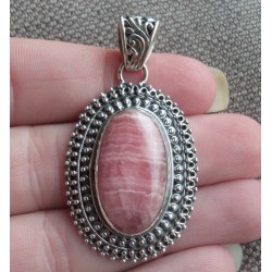 Zilveren hanger met Rhodochrosiet gezet in bewerkte setting