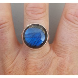 Zilveren ring gezet met ronde Labradoriet 19 mm