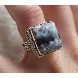 Zilveren ring vierkante Dendriet Opaal bewerkte setting 17.5 mm