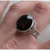 Zilveren ring ronde Smokey Topaas en bewerkte setting 18.5 mm