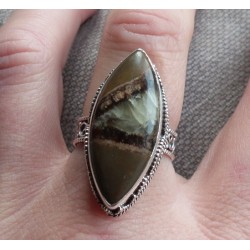 Zilveren ring met marquise Septaria in bewerkte setting 18 mm