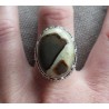 Zilveren ring met ovale Septaria gezet in bewerkte setting 19 mm