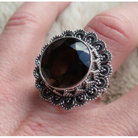 Zilveren ring ronde Smokey Topaas bewerkte kop en band 17.5 mm