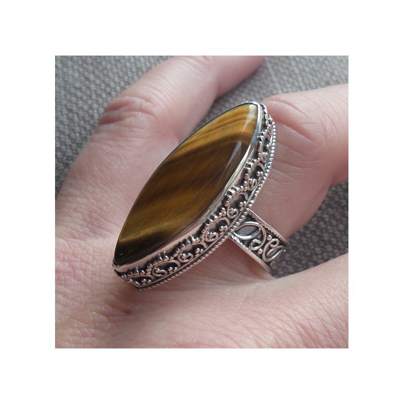 Zilveren ring met marquise Tijgeroog in bewerkte setting 16.5 mm