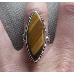 Zilveren ring met marquise Tijgeroog in bewerkte setting 16.5 mm