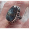 Zilveren ring met Boulder Opaal gezet in bewerkte setting 18 mm