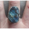 Zilveren ring met Boulder Opaal gezet in bewerkte setting 18 mm