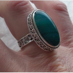 Zilveren ring blauw/groene Botswana Agaat bewerkte setting 17.5