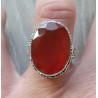 Zilveren ring met facet Carneool in bewerkte setting 17 mm