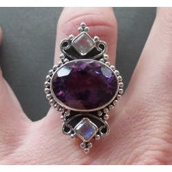 Zilveren ring gezet met Amethist en Maansteen 17.5 mm