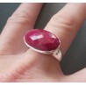 Zilveren ring gezet met facet ovale Robijn 18.5 mm
