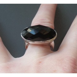 Zilveren ring gezet met ovale facet zwarte Onyx 18