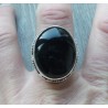 Zilveren ring cabochon Onyx gezet in bewerkte setting 18 mm
