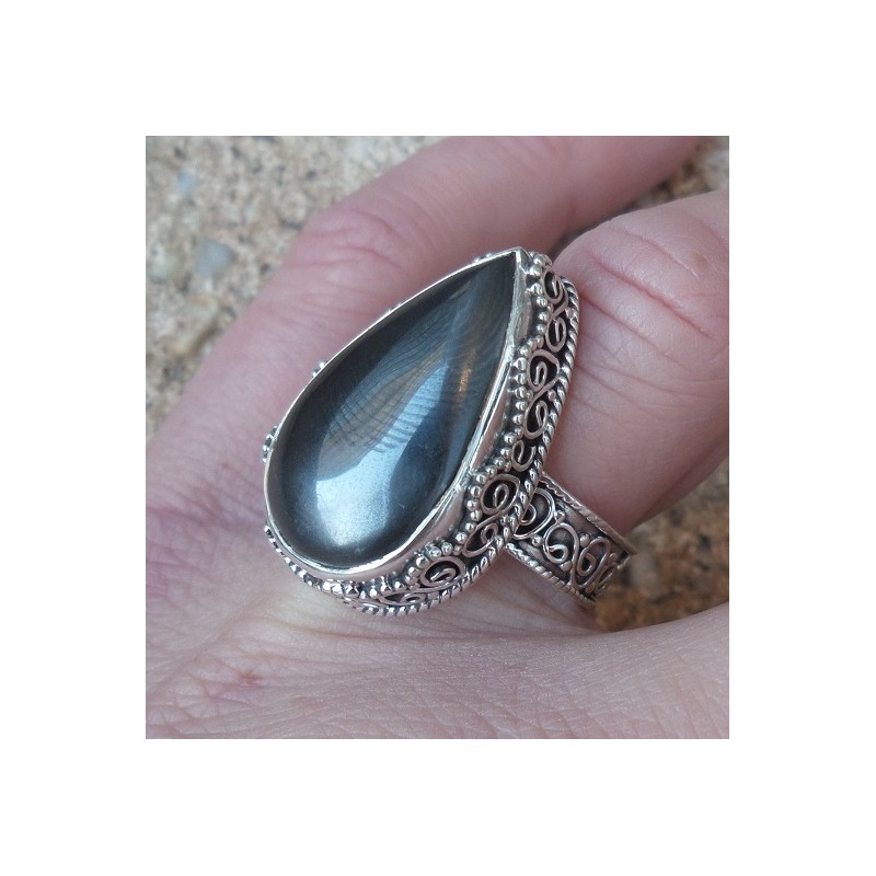 Zilveren ring druppelvorm Hematiet bewerkte setting 17.7 mm