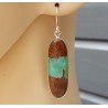 Zilveren lange oorbellen gezet met ovale Boulder Chrysopraas