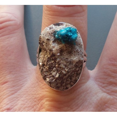 Zilveren ring gezet met ovale Cavansiet maat 19 mm
