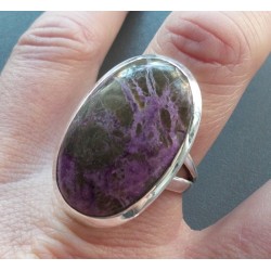 Zilveren ring ovale Varisciet in Purpuriet 18.7 mm