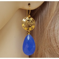 Vergulde oorbellen met blauwe Chalcedoon briolet