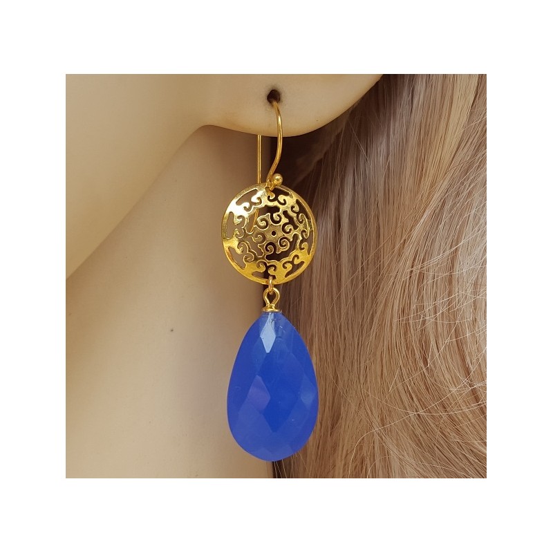 Vergulde oorbellen met blauwe Chalcedoon briolet
