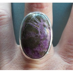 Zilveren ring ovale Varisciet in Purpuriet 18.7 mm