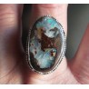 Zilveren ring met Boulder Opaal in bewerkte setting 18 mm