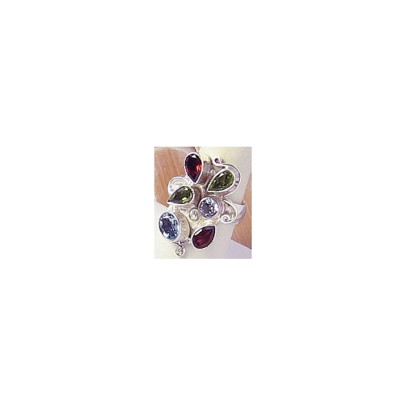 Zilveren ring met Peridot, Granaat en blauw Topaas maat 18.9