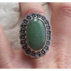 Zilveren ring met Aventurijn met bewerkte kop en band 18 mm