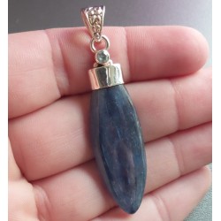 Zilveren hanger met blauw Topaas en Kyaniet