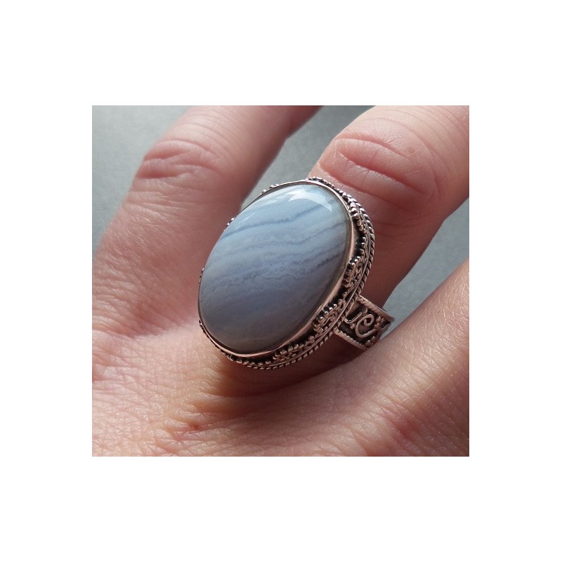 Zilveren ring ovale blauw Lace Agaat in bewerkte setting 17.3 mm