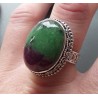 Zilveren ring met Robijn in Zoisiet in bewerkte setting 19.3 mm