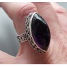 Zilveren ring met marquise Amethist in bewerkte setting 17.5 mm