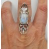 Zilveren ring met Maansteen in open bewerkte setting 18 mm