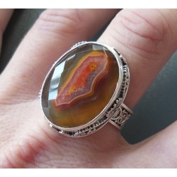 Zilveren ring met facet Botswana Agaat bewerkte setting 19 mm