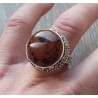 Zilveren ring ronde mahonie Obsidiaan in bewerkte setting 17.5 m