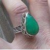 Zilveren ring met Chrysopraas gezet in bewerkte setting 17 mm