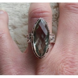 Zilveren ring marquise groene Amethist in bewerkte setting 17 mm