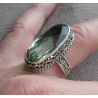 Zilveren ring ovale groene Amethist bewerkte setting 17.5 mm
