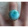 Zilveren ring met ronde Larimar gezet in bewerkte setting 16.5 m