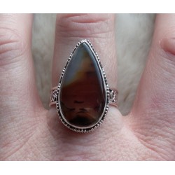 Zilveren ring druppelvorm Montana Agaat bewerkte setting 18.5 mm
