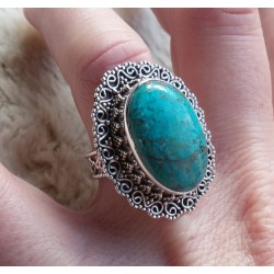 Zilveren ring Malachiet in Chrysocolla bewerkte kop en band 17.5