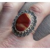 Zilveren ring Mookaiet met bewerkte kop en band 19 mm