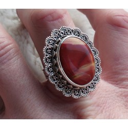 Zilveren ring Mookaiet met bewerkte kop en band 19 mm