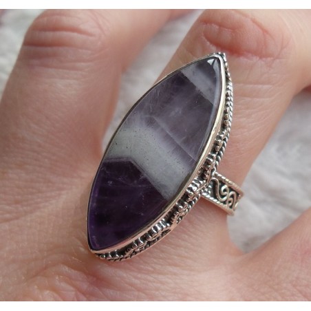 Zilveren ring marquise Chevron Amethist in bewerkte setting 19 m
