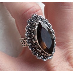 Zilveren ring marquise Smokey Topaas bewerkte kop en band 17.5 m